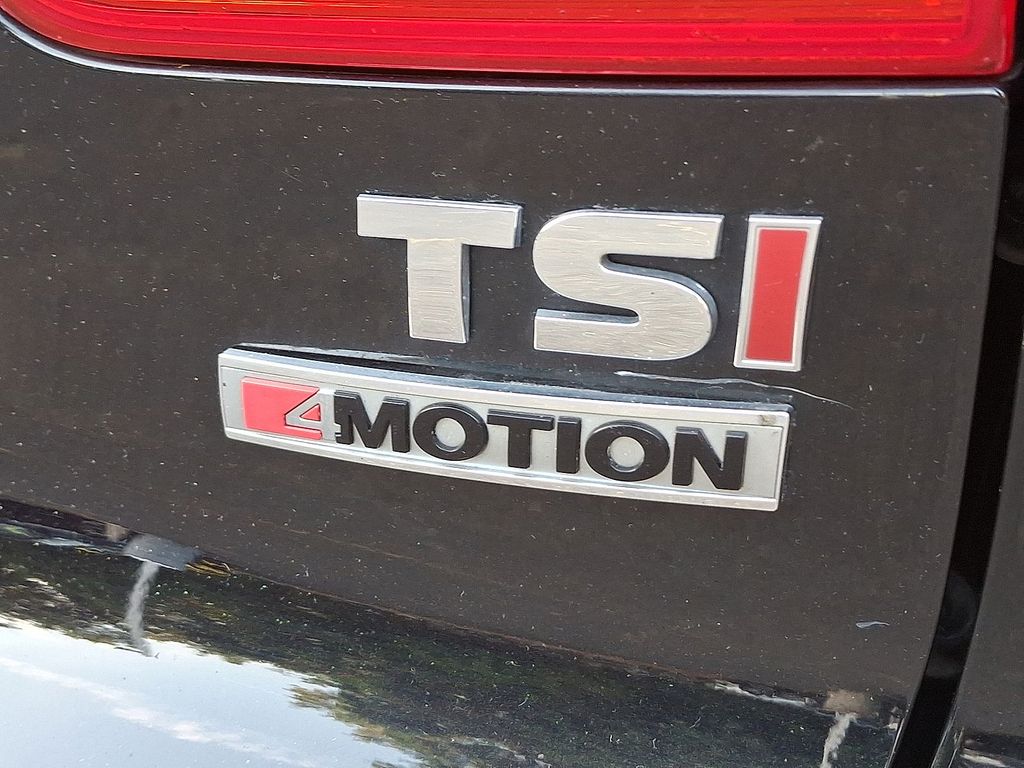 Thumbnail: 2017 Volkswagen Tiguan - 23