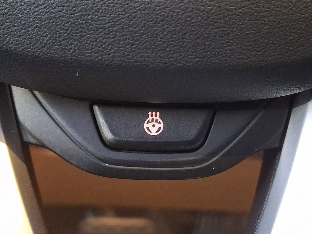 Thumbnail: 2021 BMW 3 Series - 20