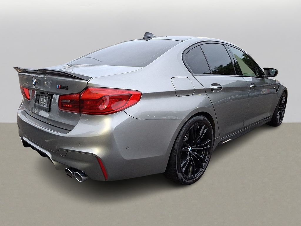 Thumbnail: 2018 BMW M5 - 4