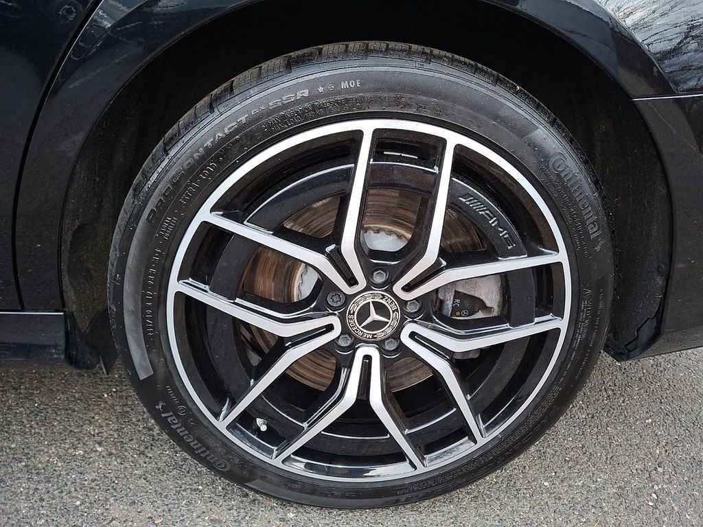 Thumbnail: 2022 Mercedes-Benz E-Class - 6