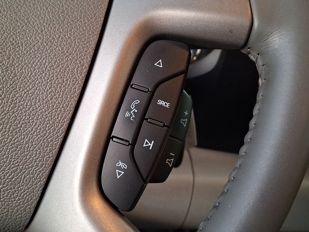 Thumbnail: 2013 Chevrolet Silverado 1500 - 18