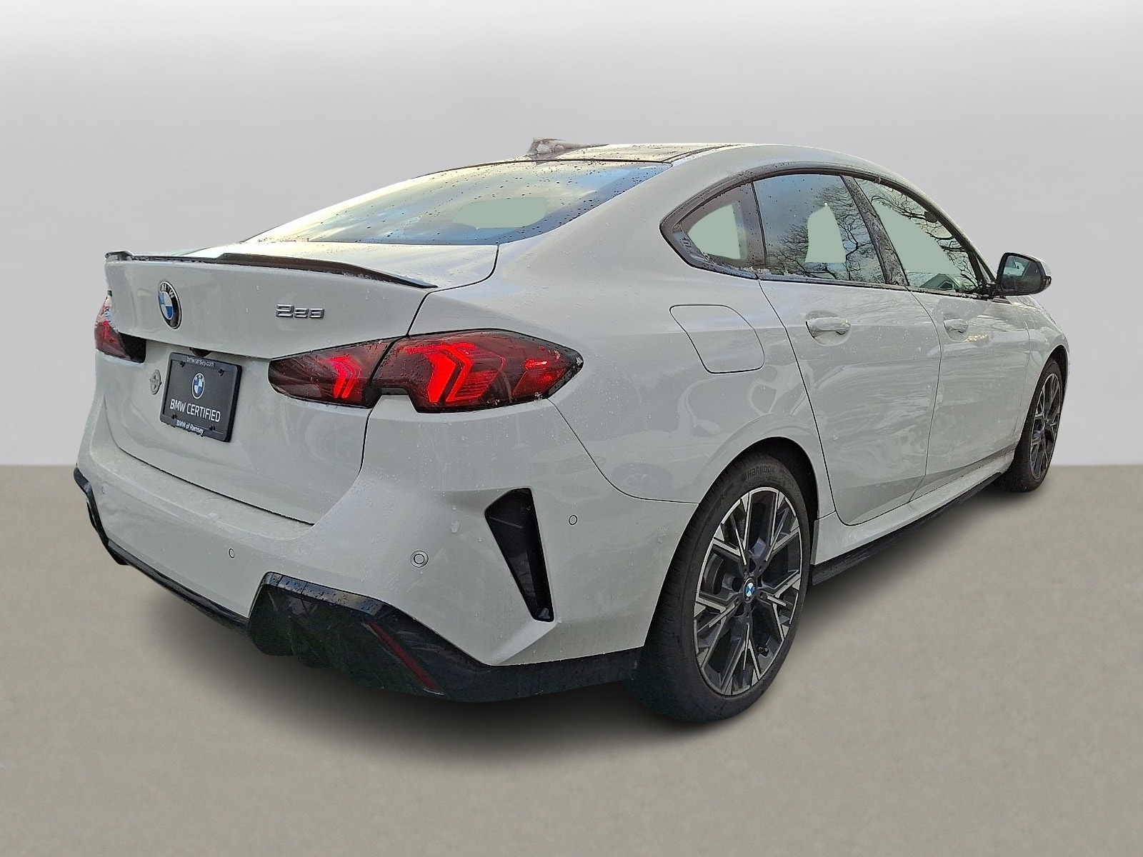 Thumbnail: 2025 BMW 2 Series - 4