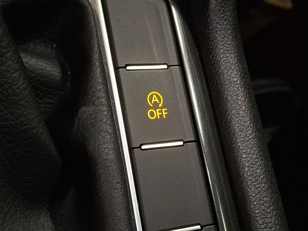 Thumbnail: 2023 Volkswagen Tiguan - 21