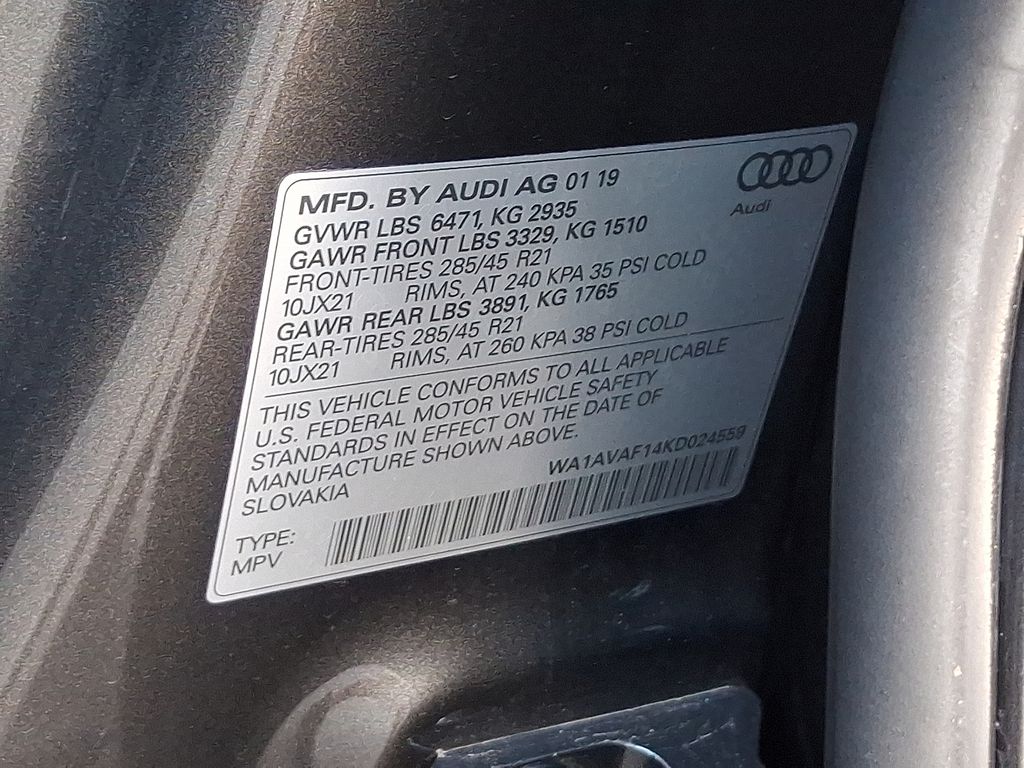 Thumbnail: 2019 Audi Q8 - 25