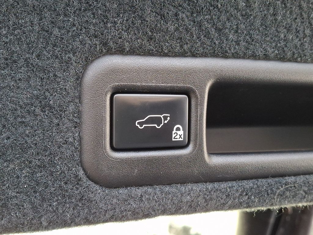 Thumbnail: 2017 Lexus RX - 27