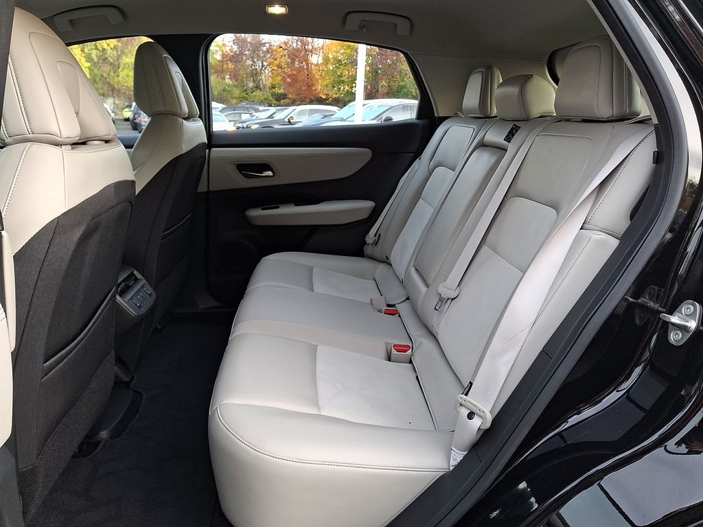 Thumbnail: 2024 Nissan Ariya - 9