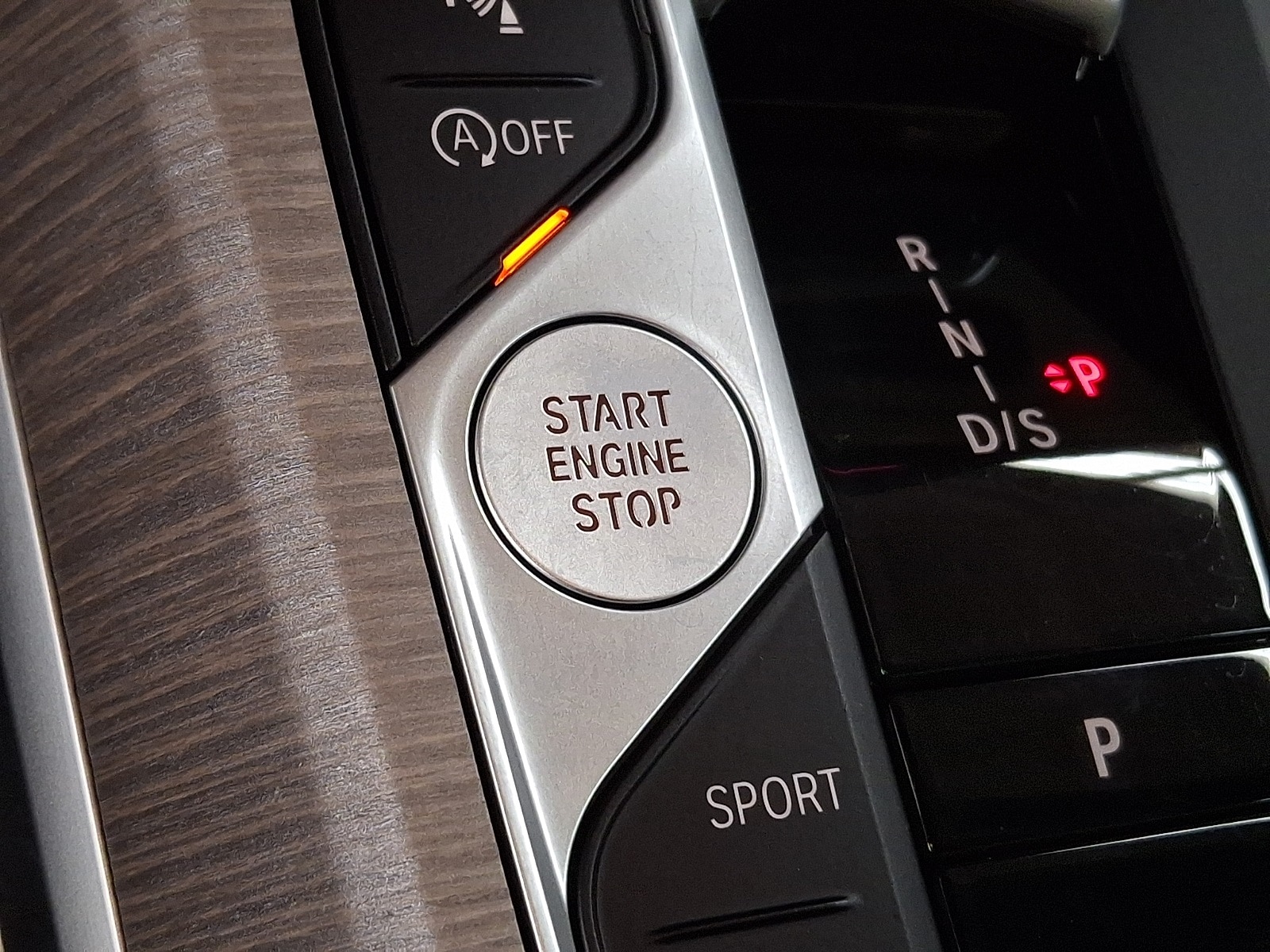 Thumbnail: 2025 BMW 3 Series - 19