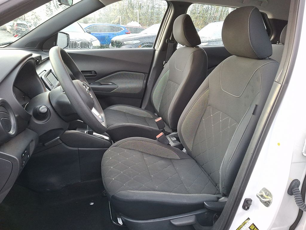 Thumbnail: 2020 Nissan Kicks - 10