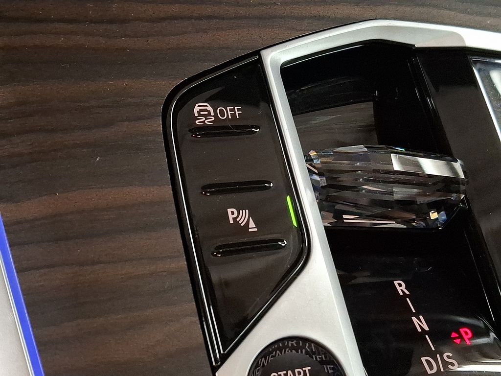 Thumbnail: 2023 BMW X7 - 19