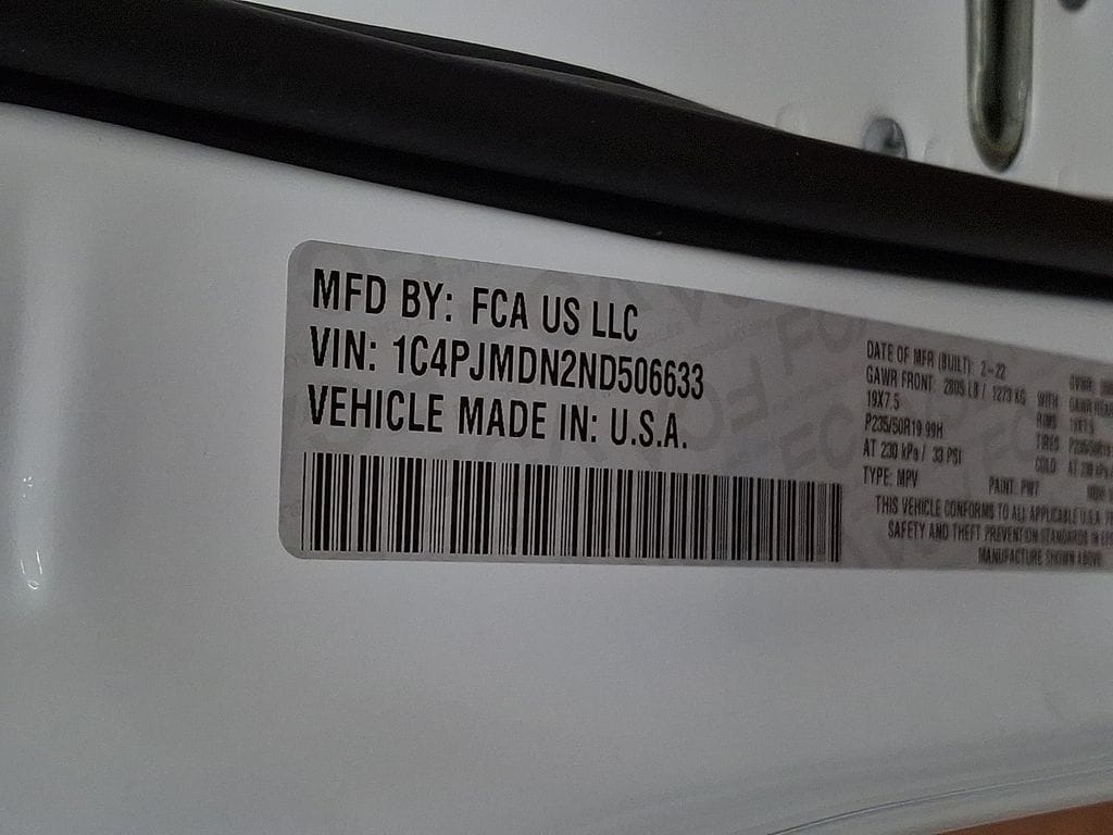 Thumbnail: 2022 Jeep Cherokee - 25