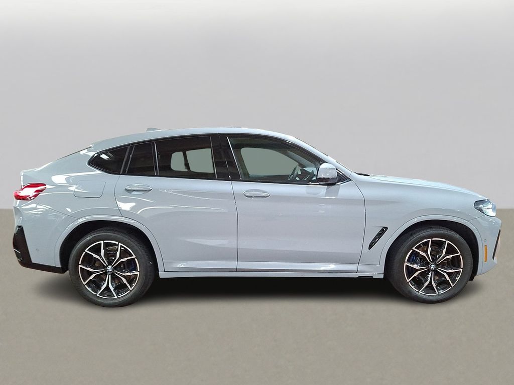 Thumbnail: 2024 BMW X4 - 4