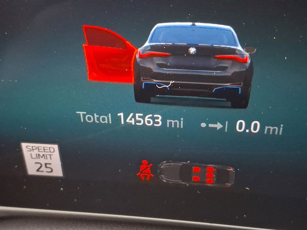 Thumbnail: 2024 BMW i4 - 15