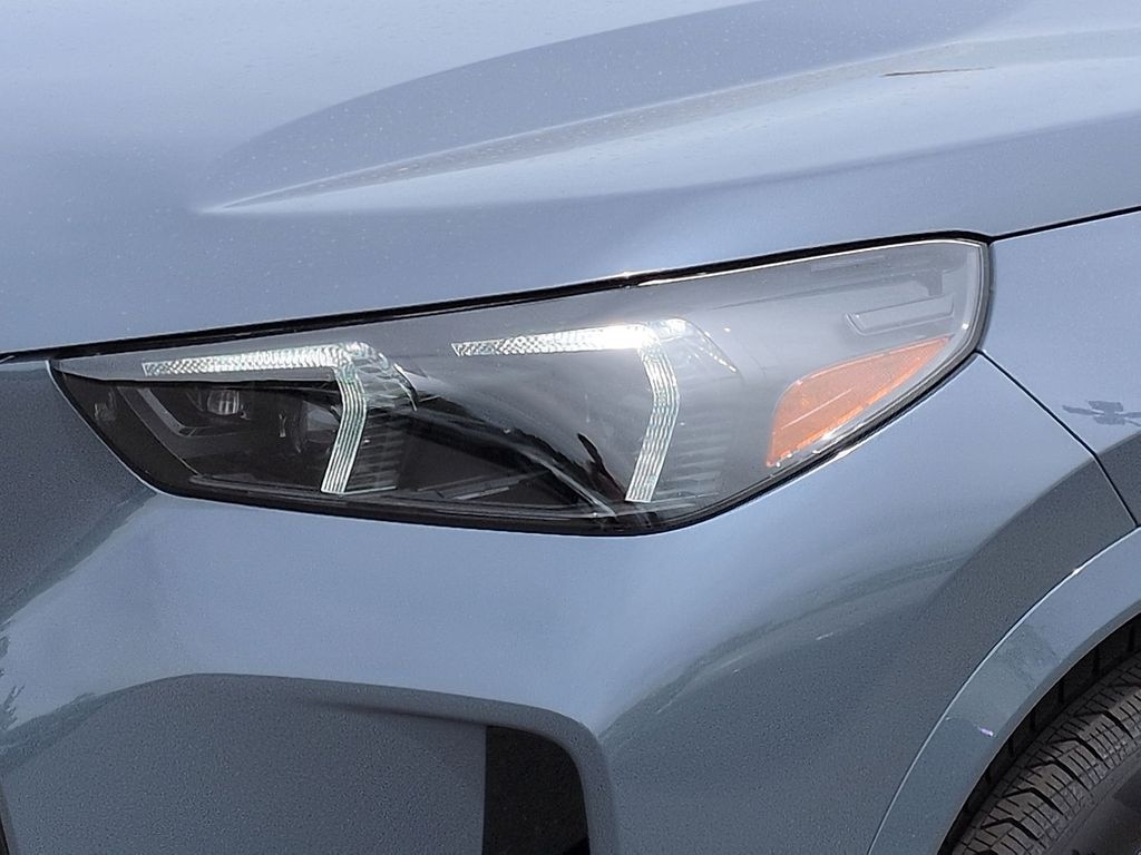 Thumbnail: 2026 BMW X1 - 11