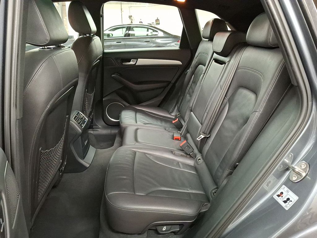 Thumbnail: 2016 Audi Q5 - 8