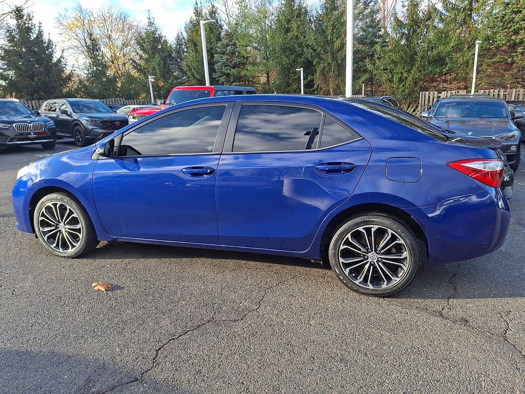 Thumbnail: 2016 Toyota Corolla - 6