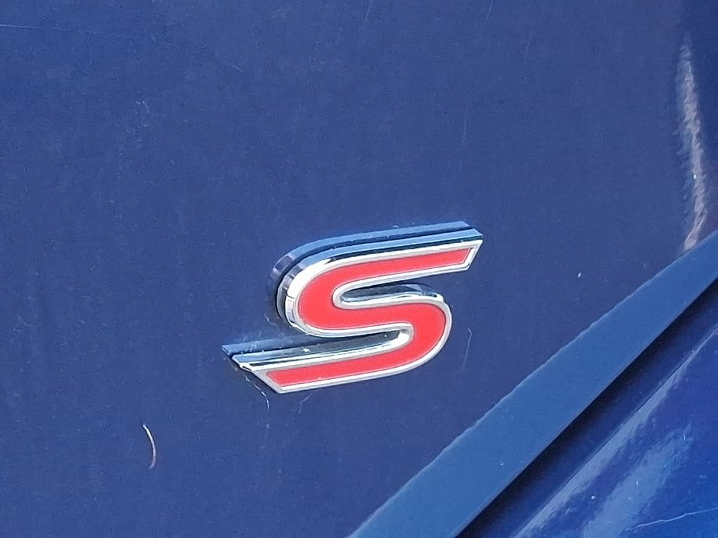 Thumbnail: 2016 Toyota Corolla - 28