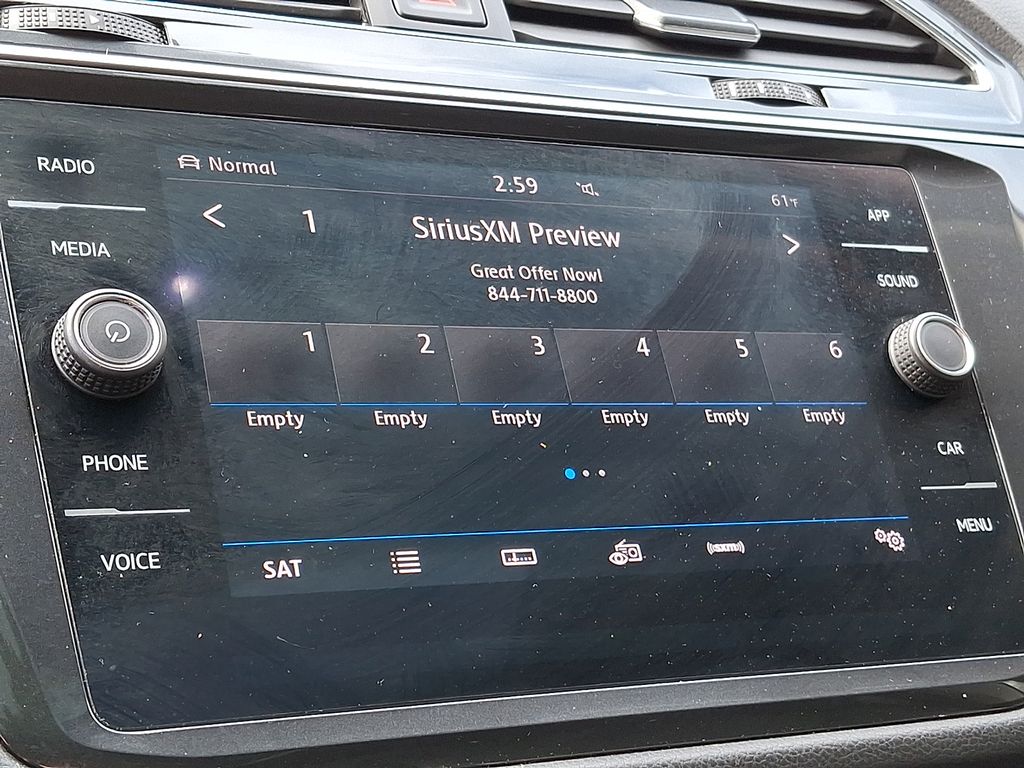 Thumbnail: 2019 Volkswagen Tiguan - 15