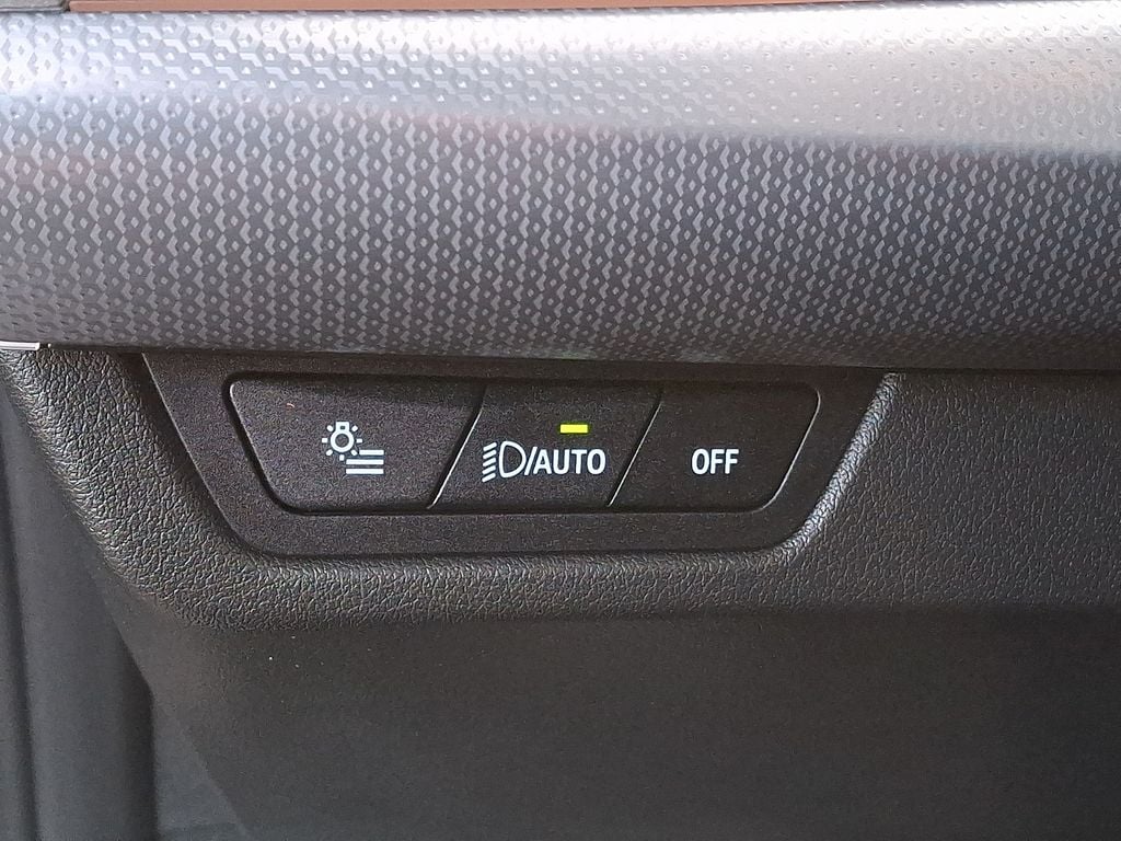 Thumbnail: 2024 BMW X1 - 22