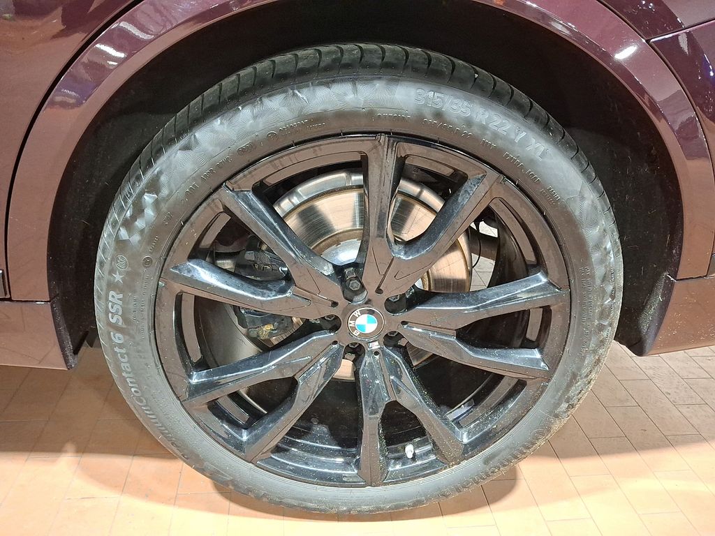 Thumbnail: 2024 BMW X7 - 6