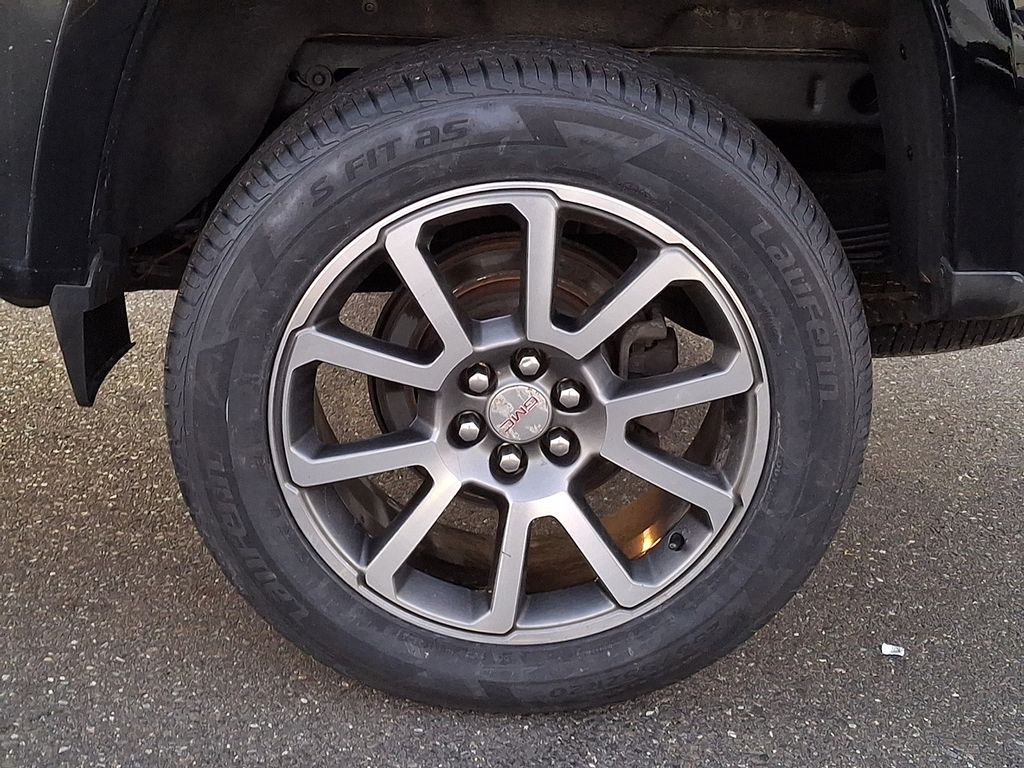 Thumbnail: 2021 Chevrolet Colorado - 7