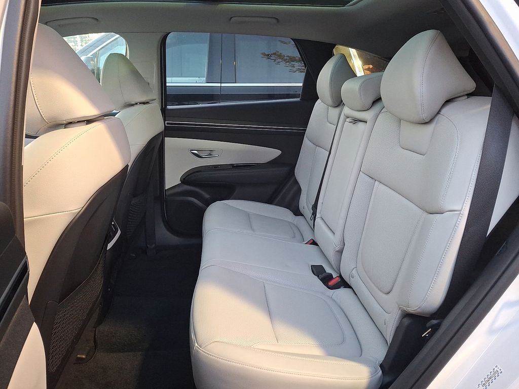 Thumbnail: 2023 Hyundai Tucson - 8