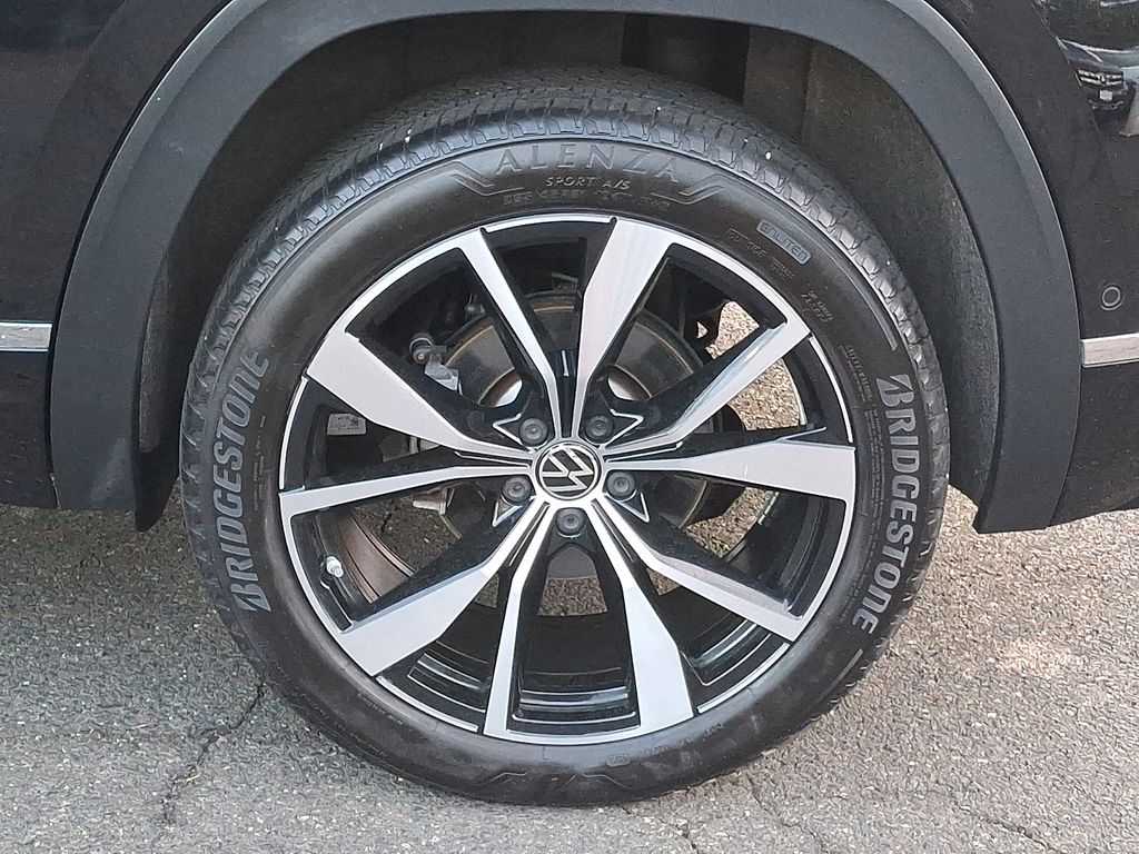Thumbnail: 2024 Volkswagen Atlas - 6