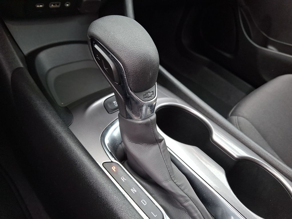 Thumbnail: 2024 Chevrolet Malibu - 13