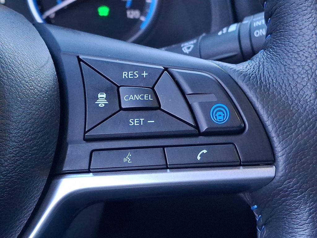 Thumbnail: 2019 Nissan Leaf - 19