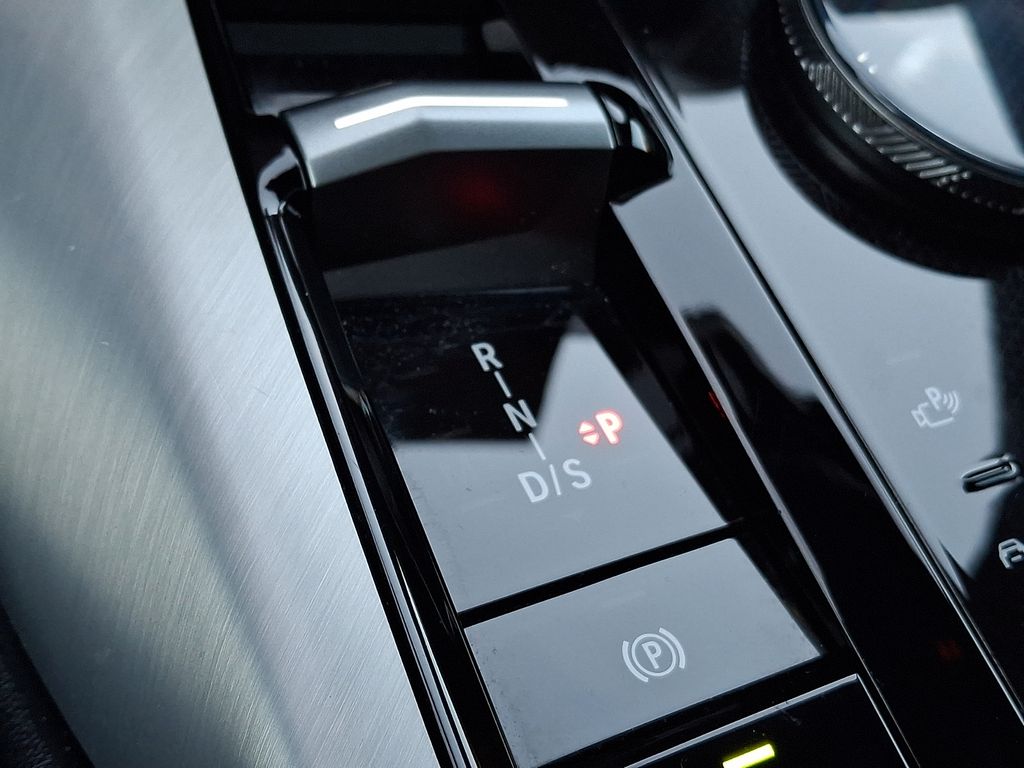 Thumbnail: 2025 BMW X3 - 12