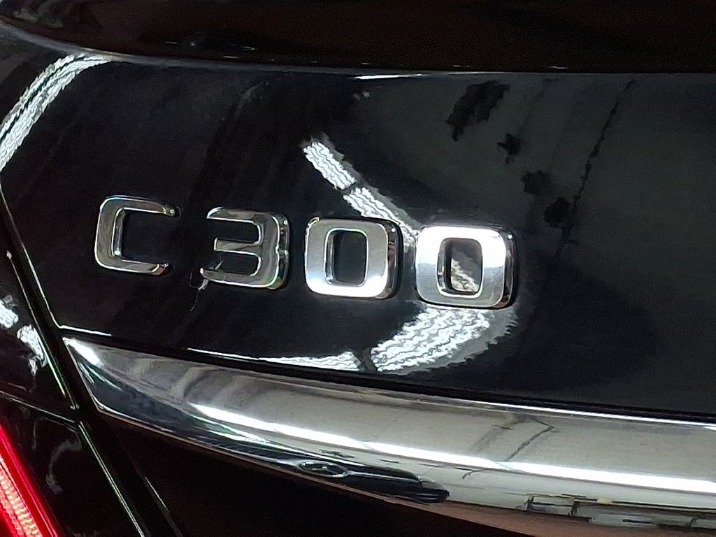 Thumbnail: 2018 Mercedes-Benz C-Class - 28