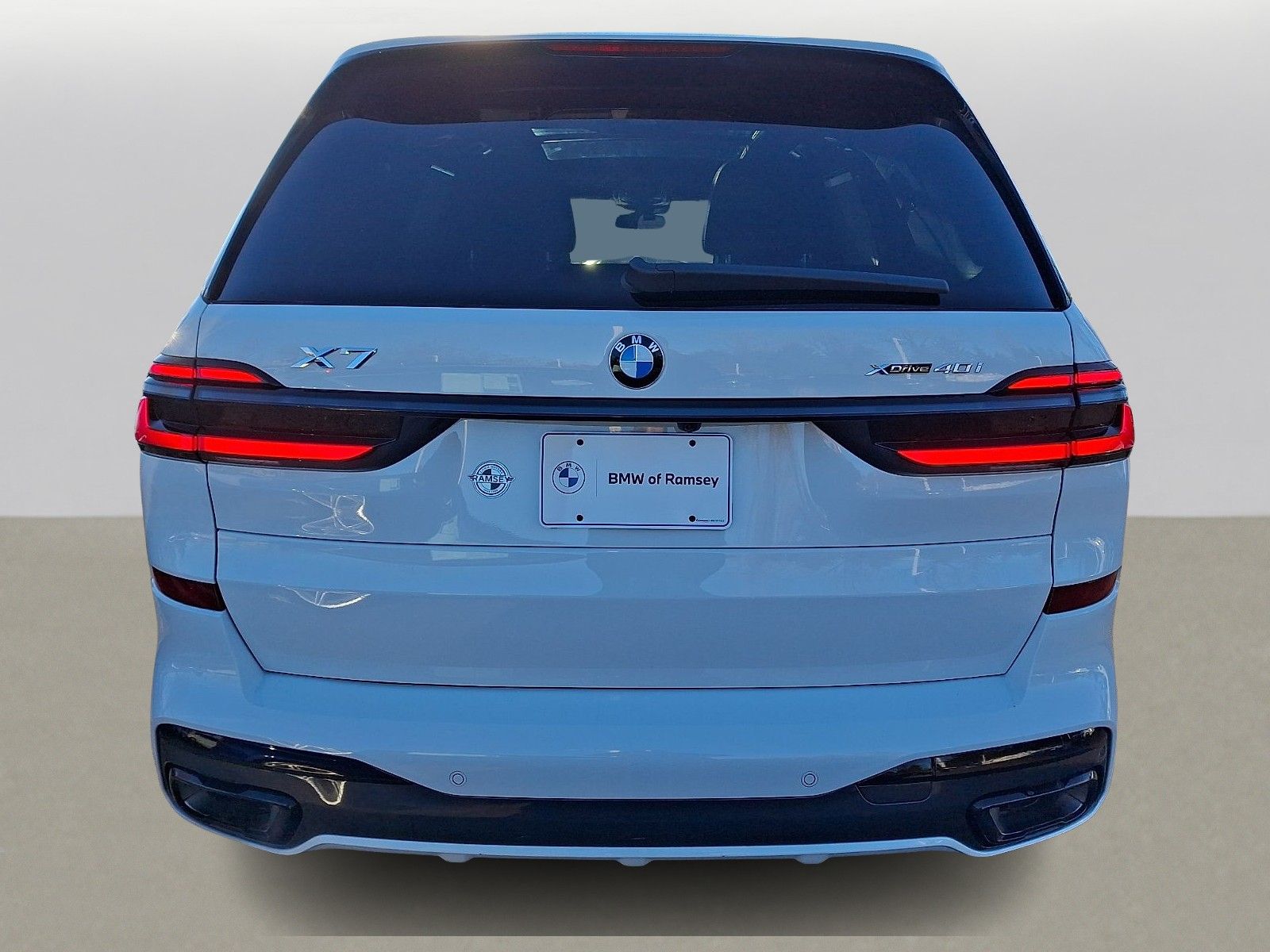 Thumbnail: 2026 BMW X7 - 4