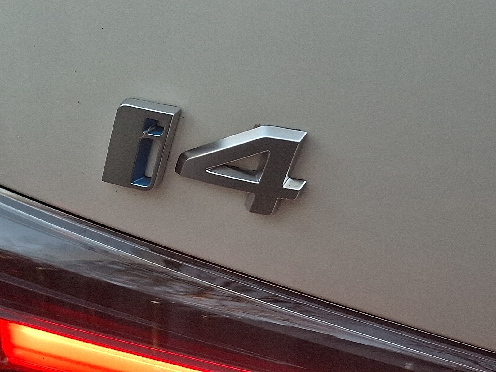 Thumbnail: 2025 BMW i4 - 29