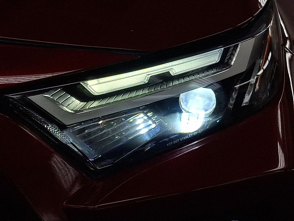 Thumbnail: 2023 Toyota RAV4 - 7