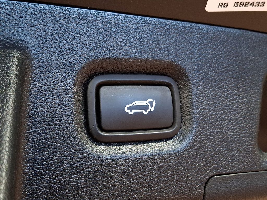 Thumbnail: 2023 Hyundai Santa Fe - 27