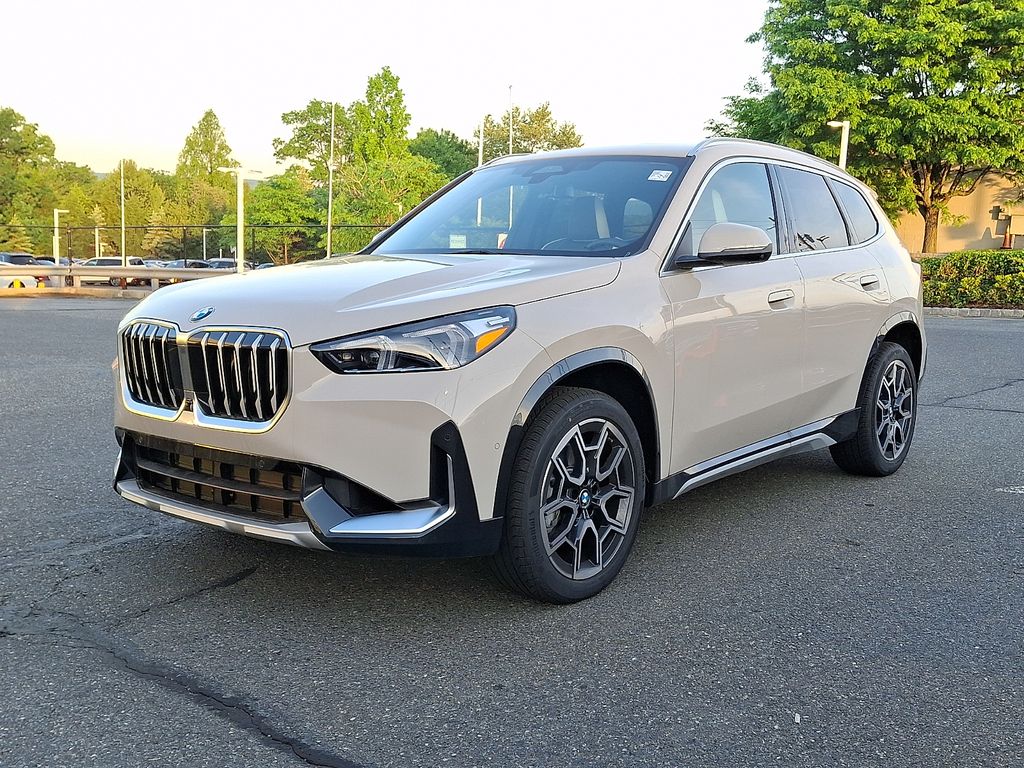 2026 BMW X1 xDrive28i's photo