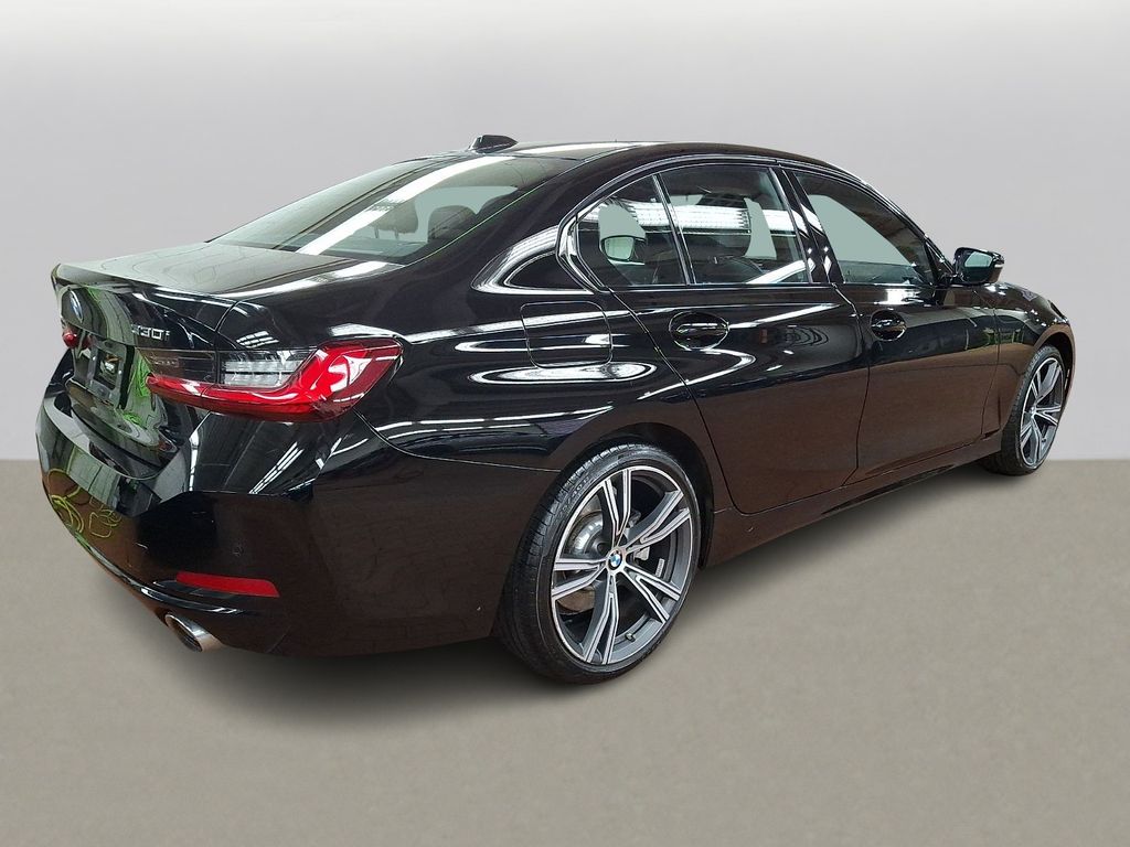 Thumbnail: 2023 BMW 3 Series - 5