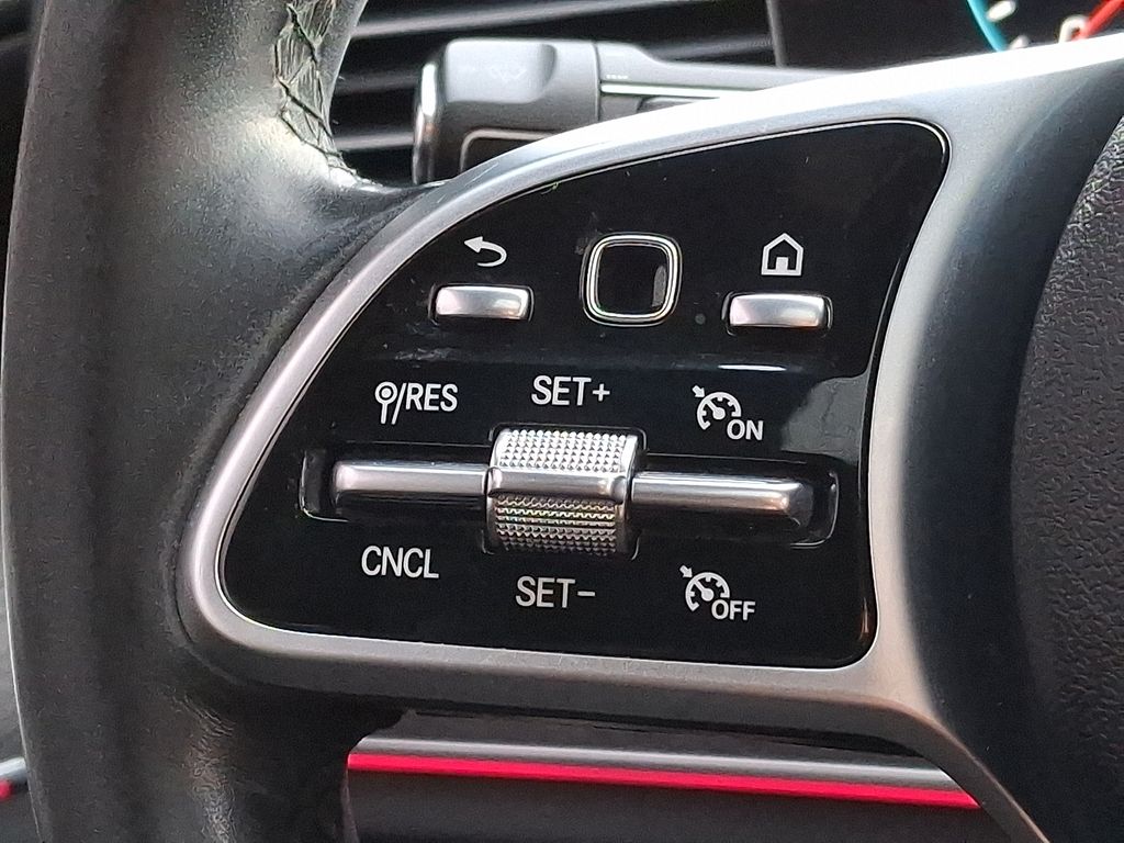 Thumbnail: 2020 Mercedes-Benz GLE - 16