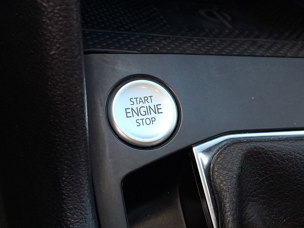 Thumbnail: 2022 Volkswagen Taos - 21