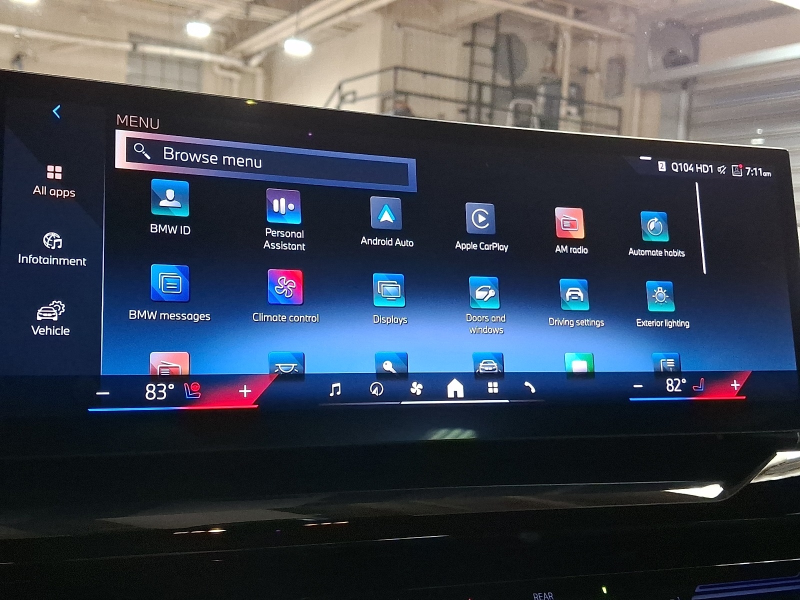 Thumbnail: 2025 BMW 5 Series - 11