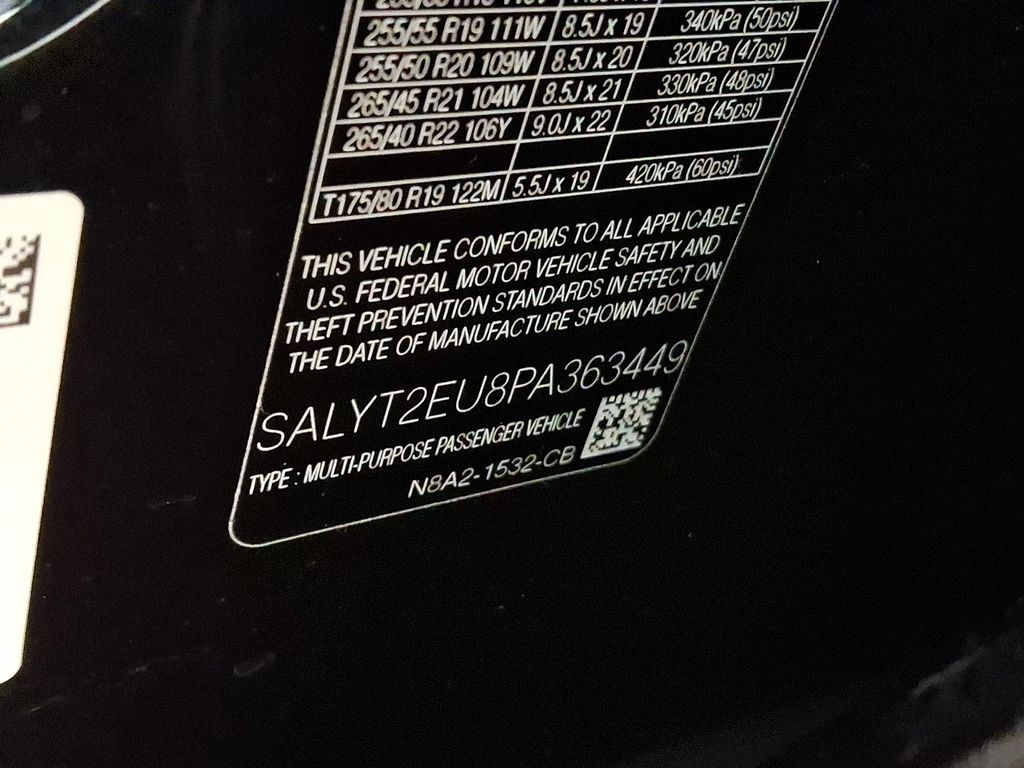 Thumbnail: 2023 Land Rover Range Rover Velar - 25