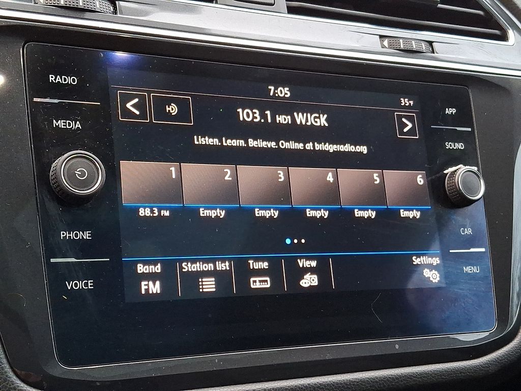 Thumbnail: 2019 Volkswagen Tiguan - 15