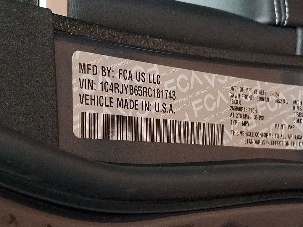 Thumbnail: 2024 Jeep Grand Cherokee - 26