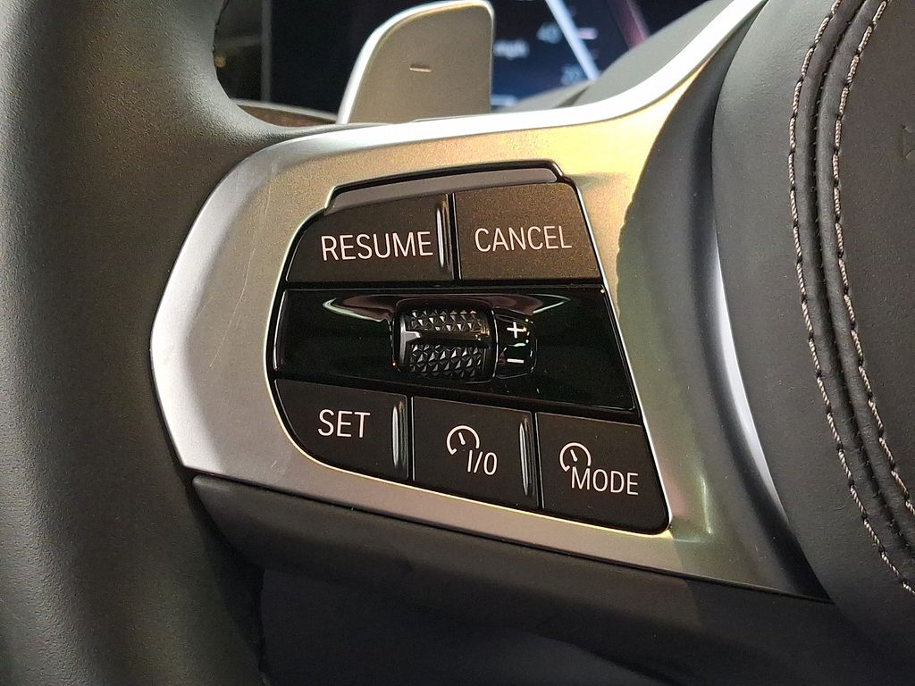 Thumbnail: 2025 BMW X5 - 16