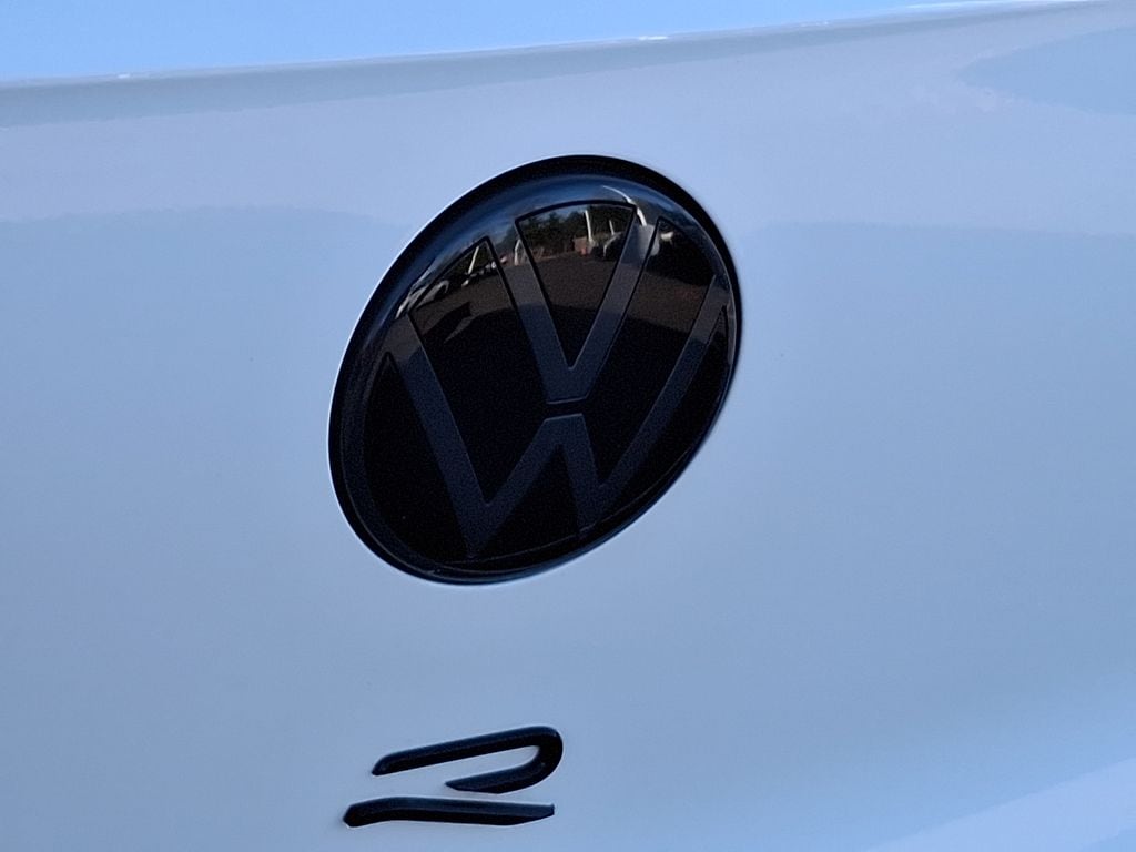 Thumbnail: 2025 Volkswagen Golf - 28