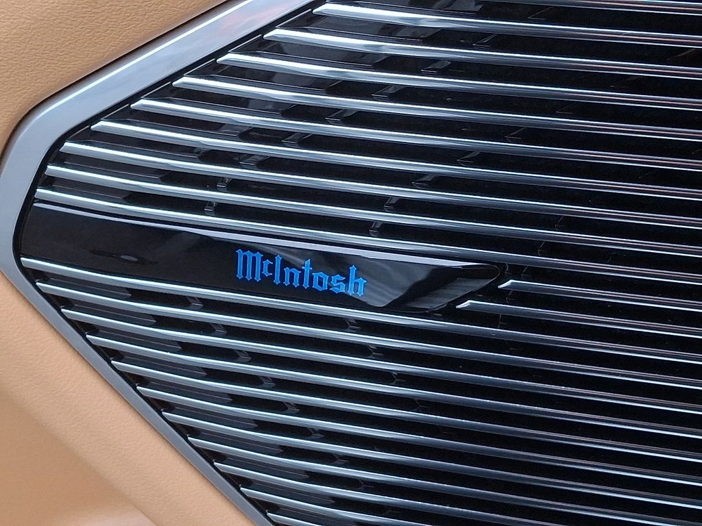 Thumbnail: 2023 Jeep Grand Cherokee - 25