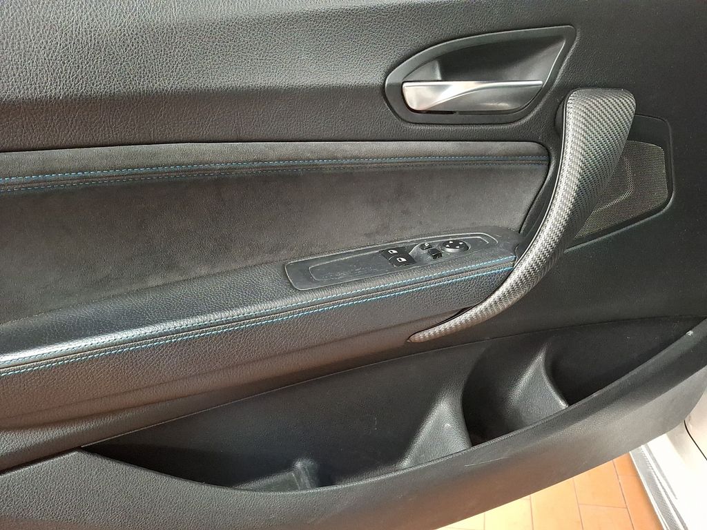 Thumbnail: 2017 BMW M2 - 9