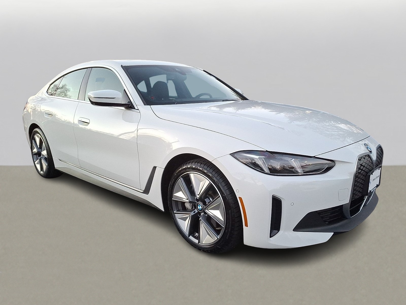 Thumbnail: 2025 BMW i4 - 3