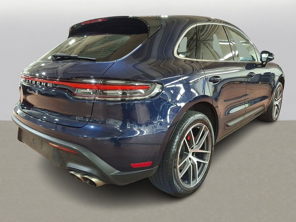 Thumbnail: 2022 Porsche Macan - 4