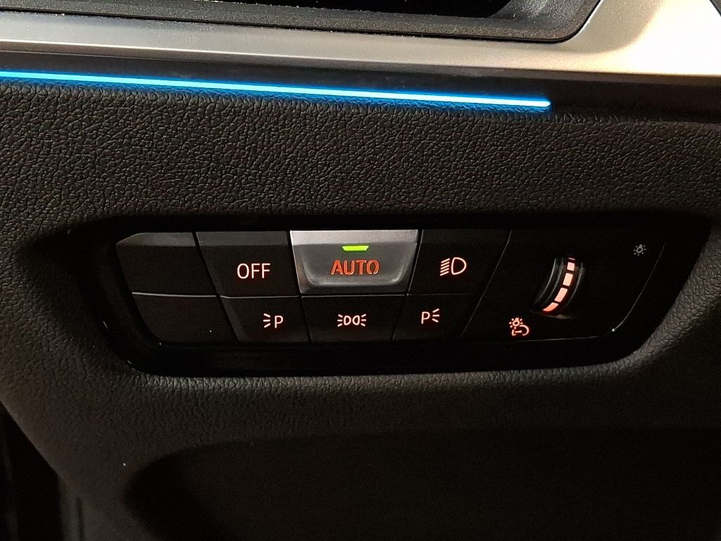 Thumbnail: 2023 BMW 3 Series - 22