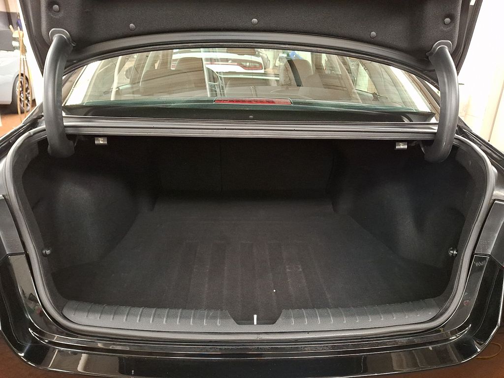 Thumbnail: 2016 Kia Optima - 27